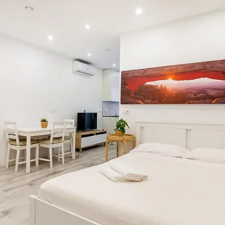 Piso Costa De La Creu, 80 Pasos De Playa 아파트 료렛 드 마르