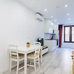 Piso Costa De La Creu, 80 Pasos De Playa Апартаменты *